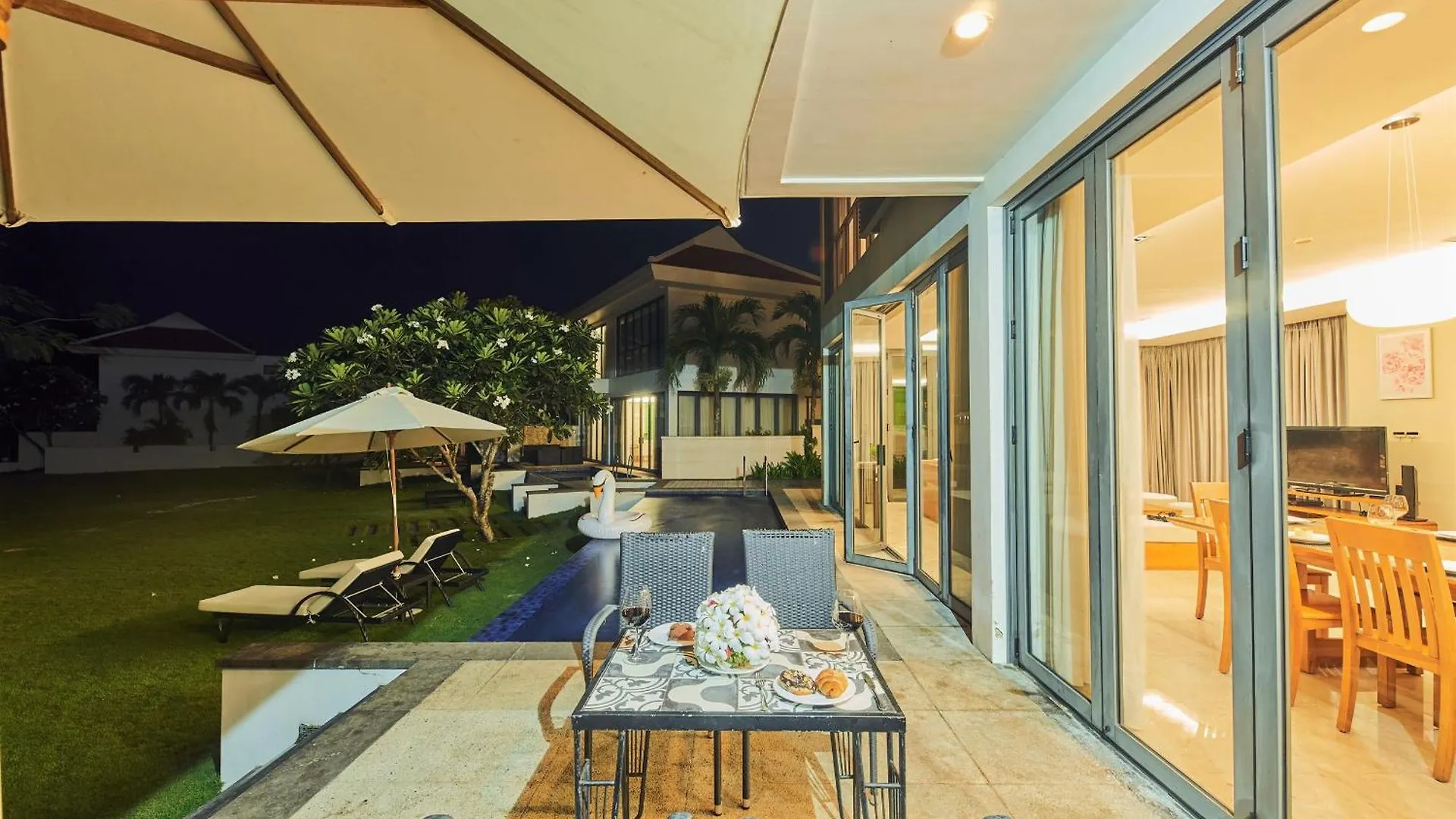 Danang Ocean Resort & Spa Non Nuoc Beach Villas 5*, 다낭 베트남